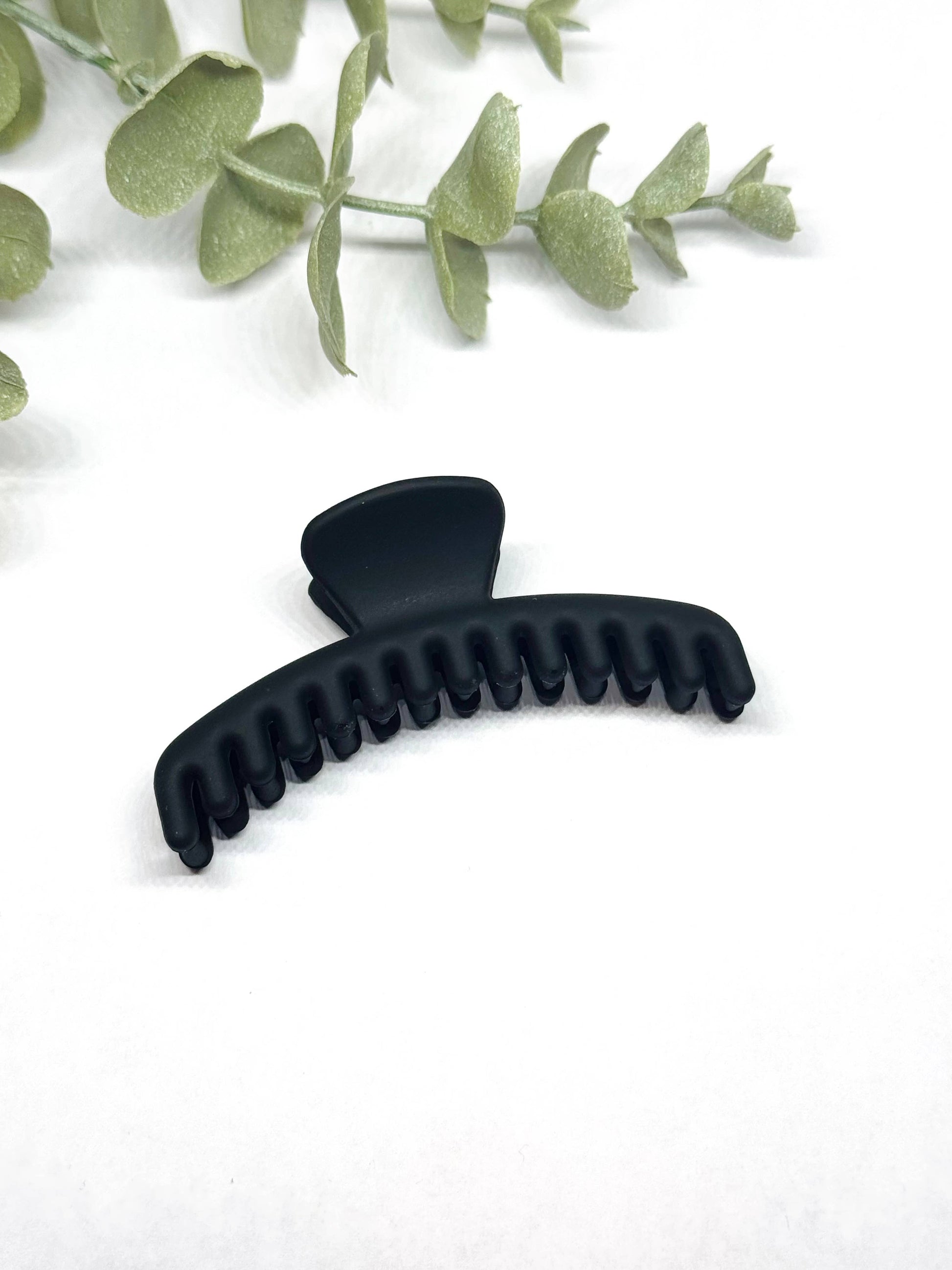 Mini Claw Clip - Matte Black - MaeSor Boutique