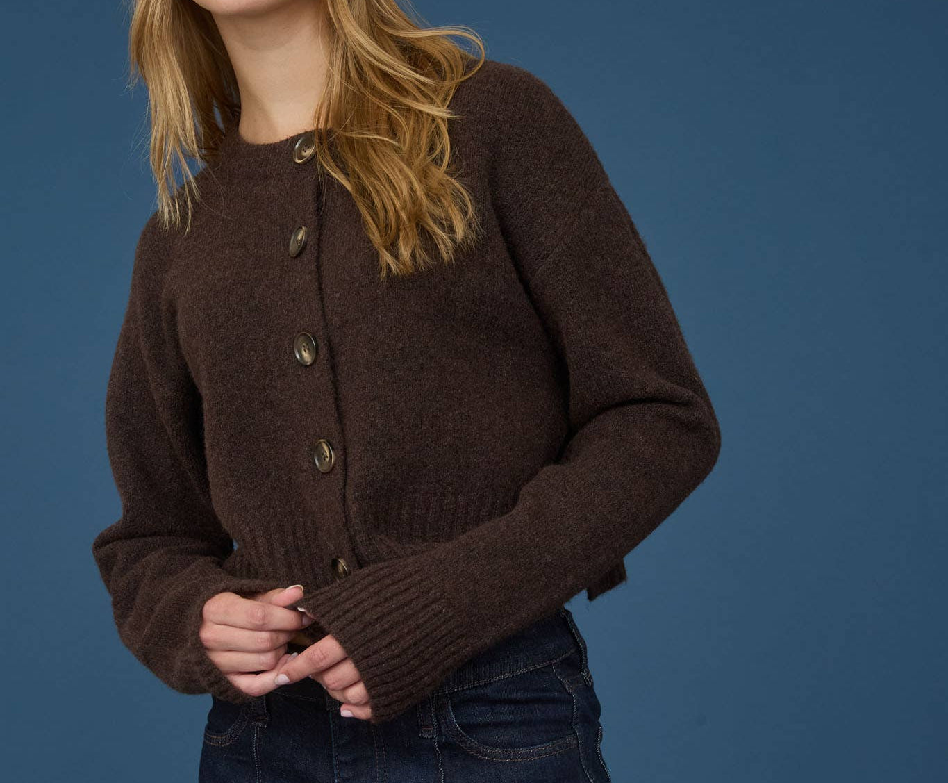 FUZZY KNIT BUTTON DOWN SIDE SPLIT KNIT CARDIGAN