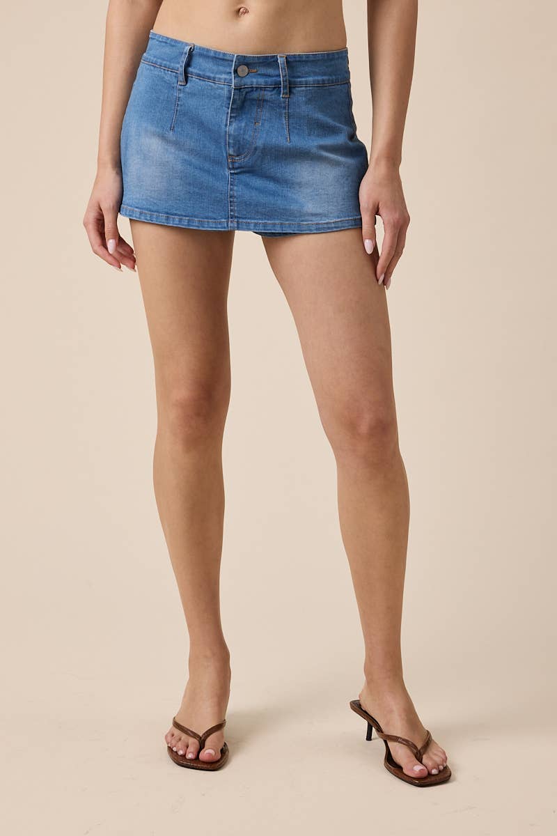 LIGHTLY WASHED DENIM CASUAL MICRO MINI SKORT