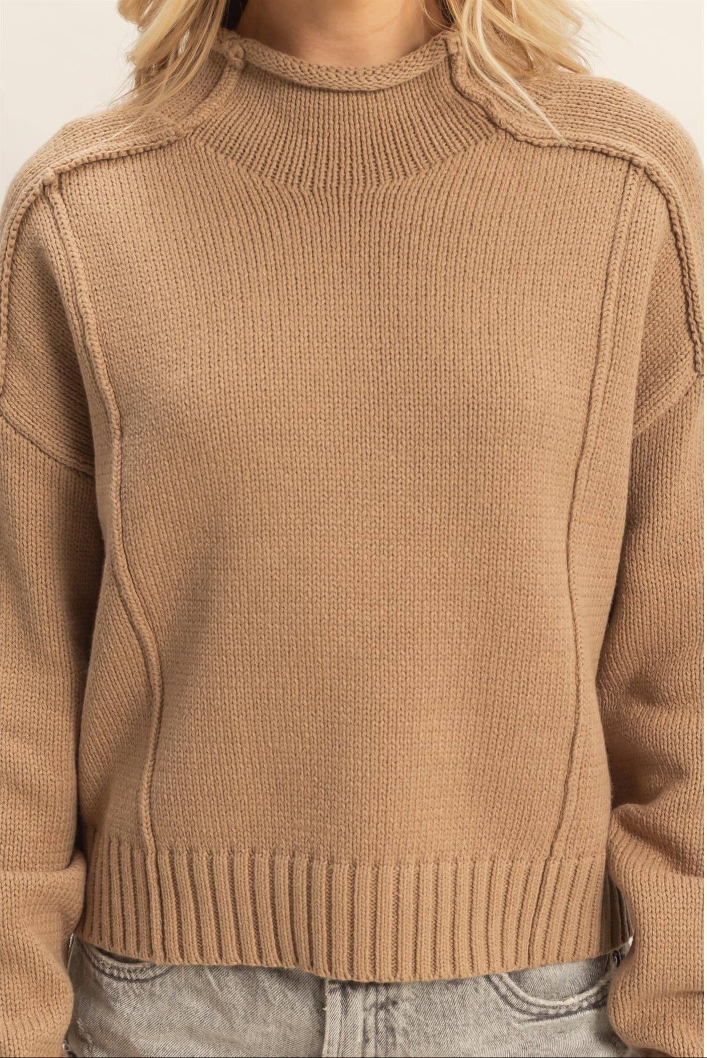 MOCK NECK RIBBED SWEATER
