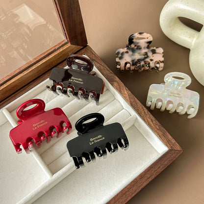 Elegant Letter Print Hair Claw Clip